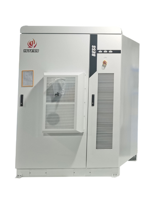 IP55 50KW 産業用エネルギー貯蔵ソリューション AC 400V 107.52KWH - 125.44KWH